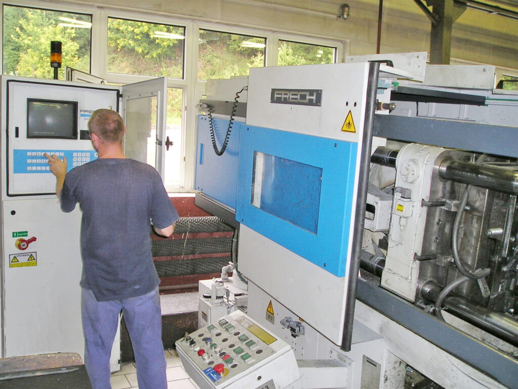 knk-zamac.sk - Výroba zinkových odliatkov a nábytkového kovania